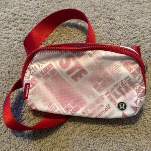 New Lululemon cross body bag